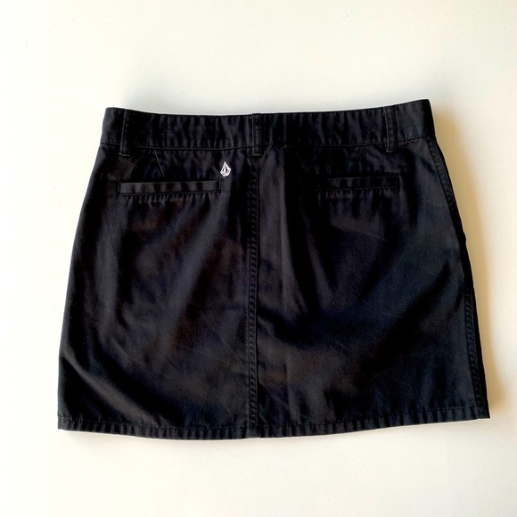 Volcom Frochickie Mini Skirt - Size 5 - Picture 4 of 7